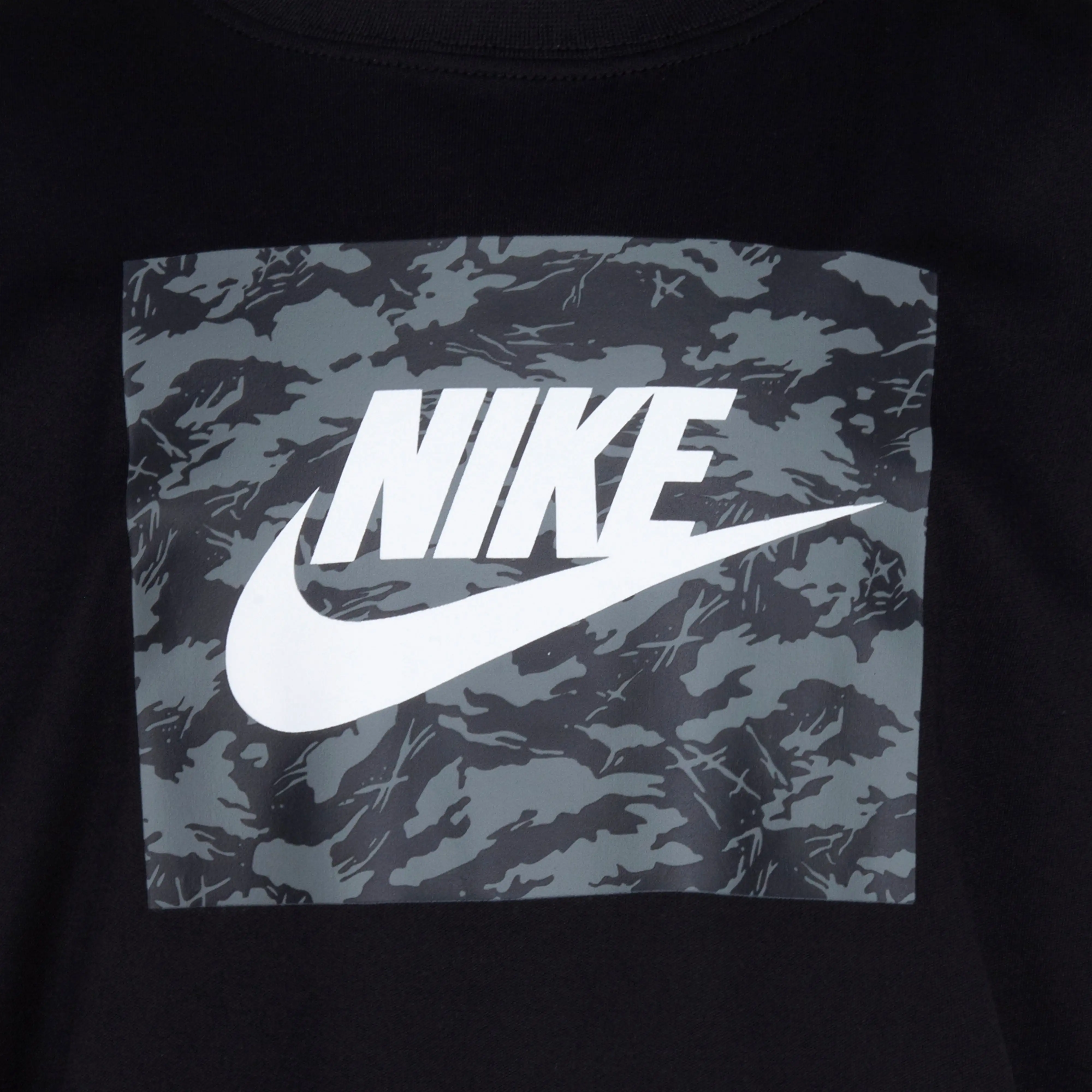 NIKE JUNIOR CAMO FUTURA BLACK TEE