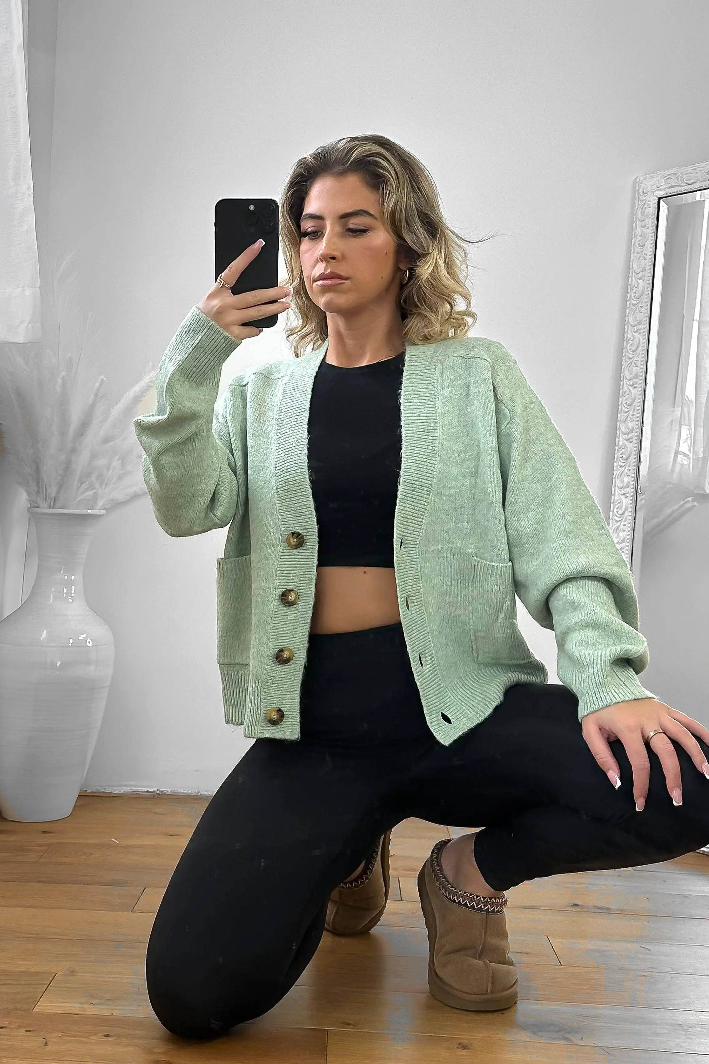 Open Side Pockets Boyfriend Style Cardigan